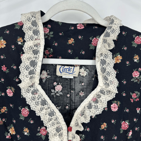 Vintage Circle T Womens Prairie Shirt  Size L Floral Lace Trim Victorian Regency - Picture 2 of 12